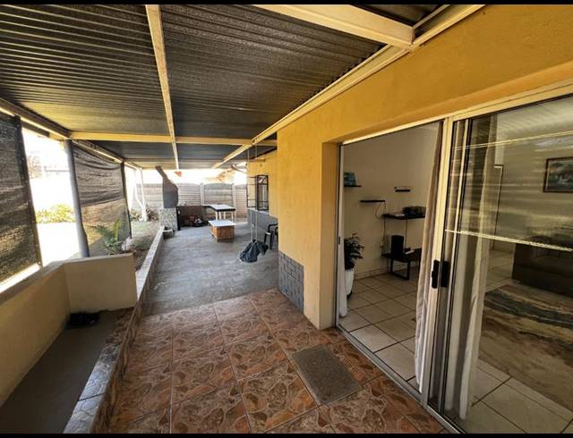 4 BEDROOM HOUSE FOR SALE IN VANDERBIJLPARK CW 6